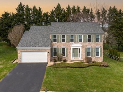 33 Hummingbird Ln