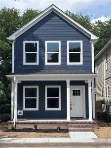 910 Lindenwood Ave