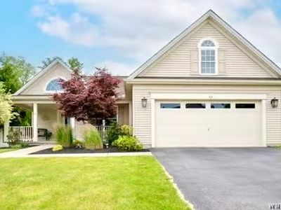 55 Chancellor Ln