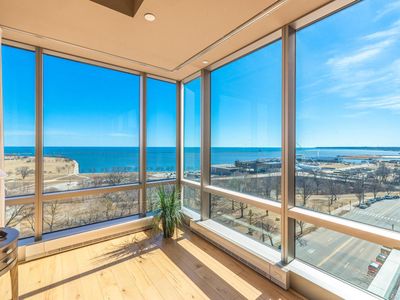 923 East Kilbourn AVENUE UNIT 802