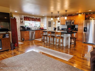 581 4th Ave SE