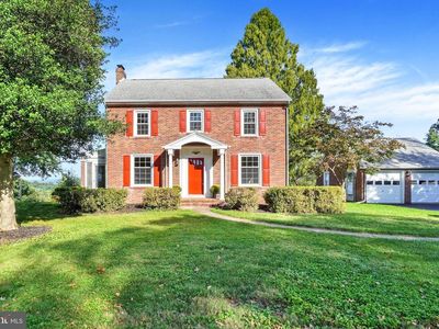 303 Edgehill Rd