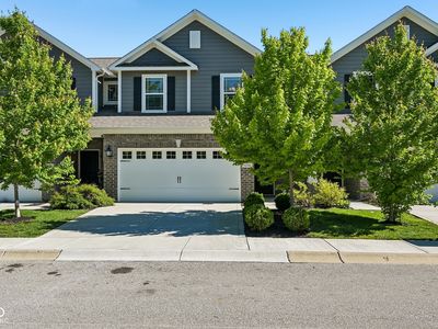 Property at 8294 Summit Peak Ave, Fishers, IN