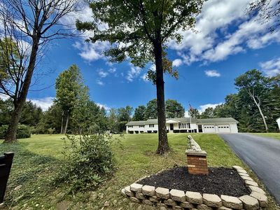11 Lefever Dr