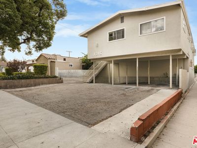 1316 Barrington Way