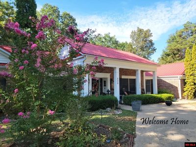 230 Woodstone Rd