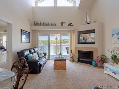 255-4 Plaza Beach Dr #4E