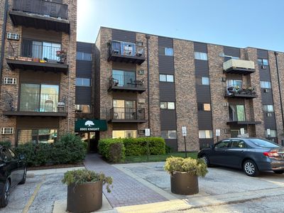 8905 N Knight Ave #318