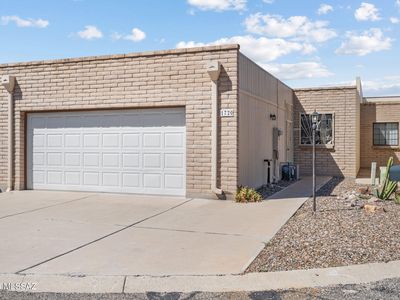 1720 S Traub Dr