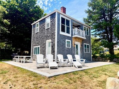 907 Coast Guard Rd