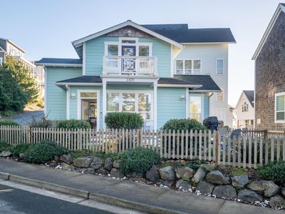 2309 SW Driftwood Ln