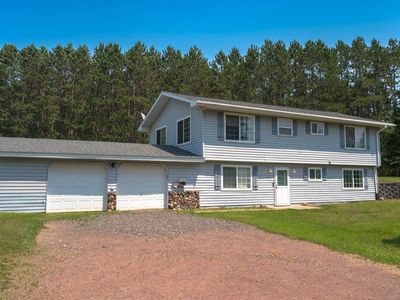 Property at 22630 Tuttles Ln, Grand View, WI
