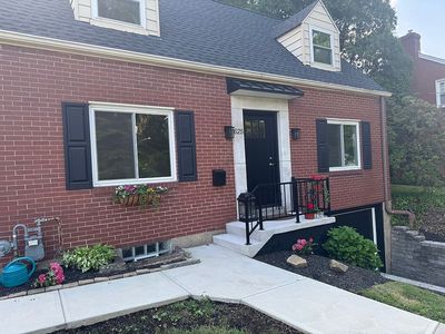 Property at 625 12th St, Oakmont, PA