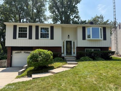 3825 Whitegate Dr