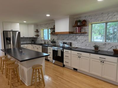 1682 State Highway 11 SE