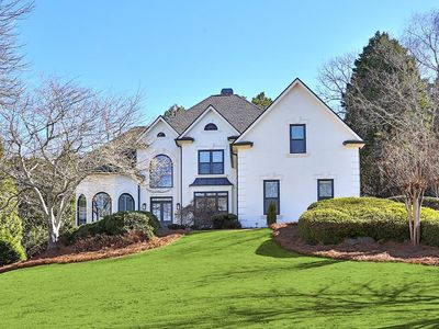 5940 Whitestone Ln