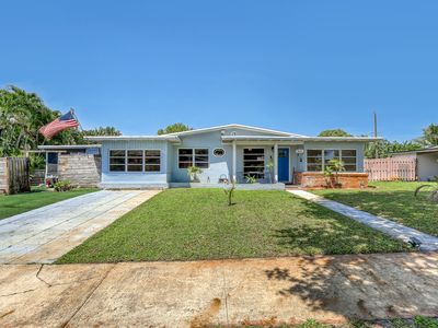 937 W DUVAL Street