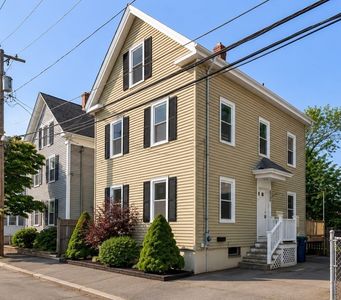 Property at 17 Osgood St, Salem, MA