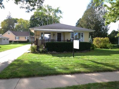 1304 Center STREET
