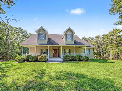 105 S Genoa Ave