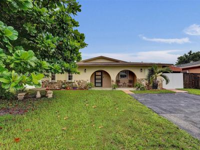 Property at 4620 SW 43rd Ter, Dania Beach, FL