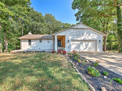 3960 E Highway 264