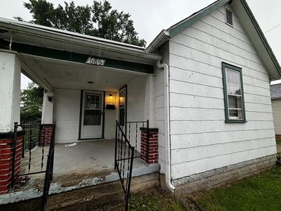 686 Ervin Ave