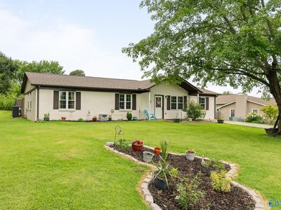 8316 Wall Triana Hwy