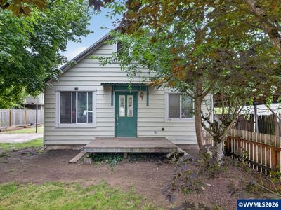 Property at 1143 Redwood St, Sweet Home, OR