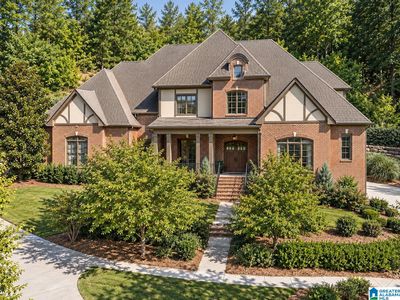 1009 Hillside Cres