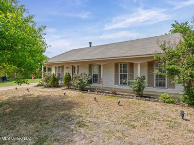 6611 Grant Cv