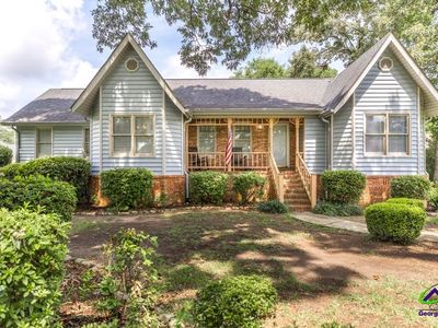 101 Charlie Ct