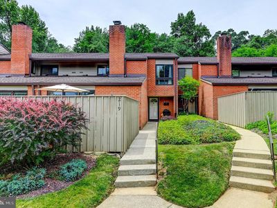 219 Deer Fox Ln