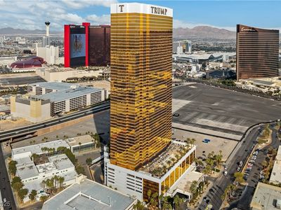 2000 N Fashion Show Dr UNIT 2021