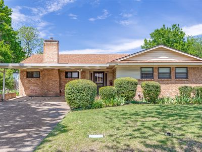 Property at 706 Gaylewood Dr, Richardson, TX
