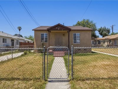 1564 Genevieve St #2