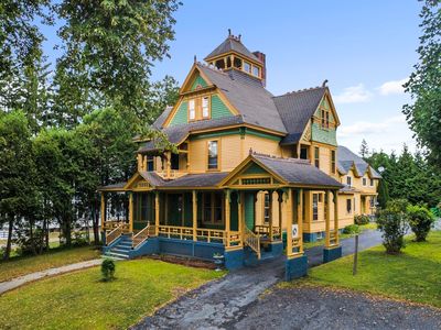 33-35 Prescott St