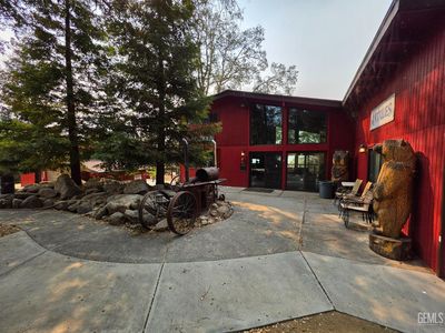 Property at 977 Stage Coach Dr, Caliente, CA