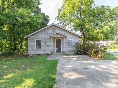 1901 S South St #X