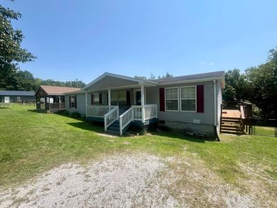 125 Breezy Point Dr