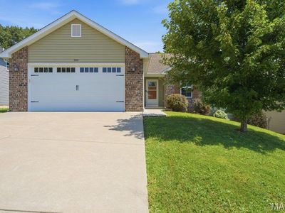 550 Crestfall Dr