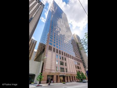 161 E Chicago Ave APT 26G
