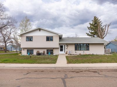 Property at 114 12th St W, Chinook, MT