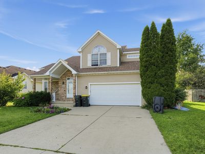 Property at 315 Stearn Dr, Genoa, IL