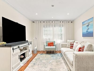 6 South Road #1V