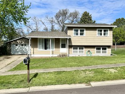 215 S Lincoln Ave