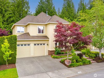 2728 206th Terrace NE