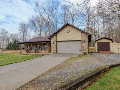 3121 Autumn Oaks Cir