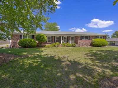 205 Meadow Ln