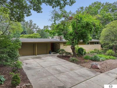 1619 Circle Dr